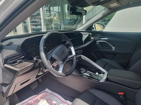 Certified 2025 Audi Q5 Premium w/ Premium Plus AWD/4WD image 6