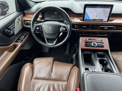 Used 2020 Lincoln Aviator Reserve w/ Equipment Group 202A AWD/4WD image 17