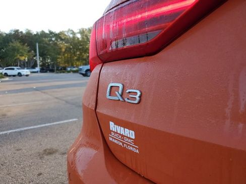 Used 2025 Audi Q3 2.0T Premium image 7