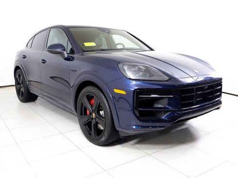 Certified 2026 Porsche Cayenne S AWD/4WD image 35
