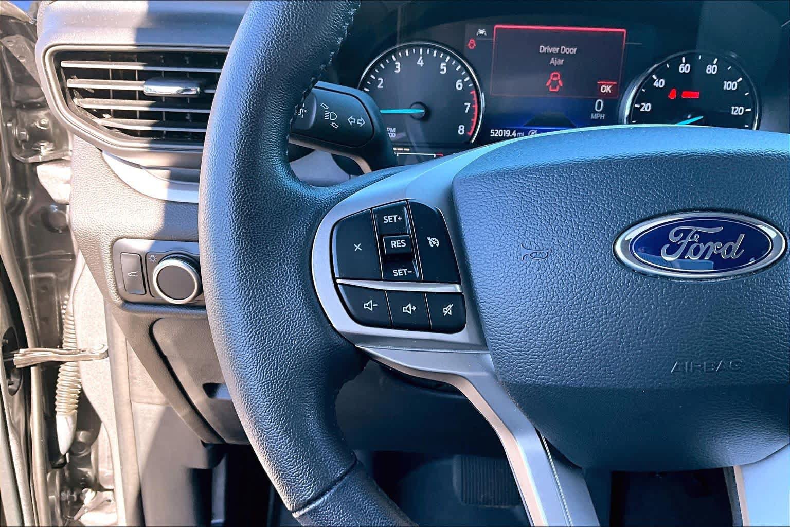 Used 2023 Ford Explorer XLT RWD image 24