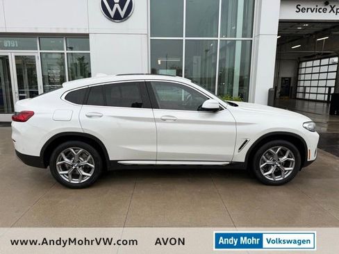 Used 2024 BMW X4 xDrive30i w/ Premium Package AWD/4WD image 8