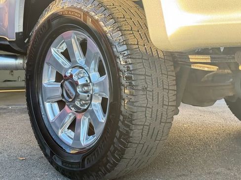 Used 2019 Ford F250 Platinum image 27