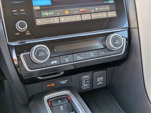 Used 2022 Honda Insight EX image 16