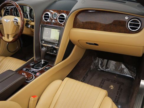 Used 2018 Bentley Continental GT AWD/4WD image 14