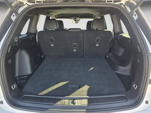 Used 2024 Jeep Grand Cherokee Altitude image 27