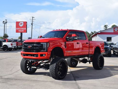 Used 2017 Ford F250 XLT w/ XLT Premium Package image 1