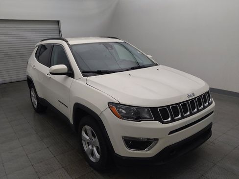 Used 2019 Jeep Compass Latitude w/ Safety & Security Group AWD/4WD image 13