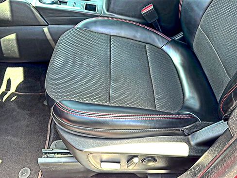 Used 2023 Ford Escape ST-Line w/ Tech Pack #1 FWD image 15
