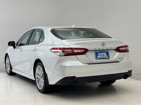 Used 2020 Toyota Camry XLE FWD image 7