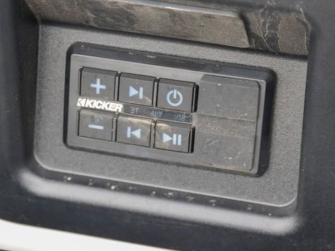 Used 2025 GMC Sierra 2500 Denali Ultimate AWD/4WD image 12