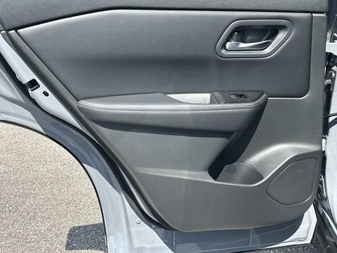 New 2026 Nissan Rogue SV FWD image 22