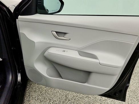 Used 2026 Hyundai Kona SEL Sport FWD image 25