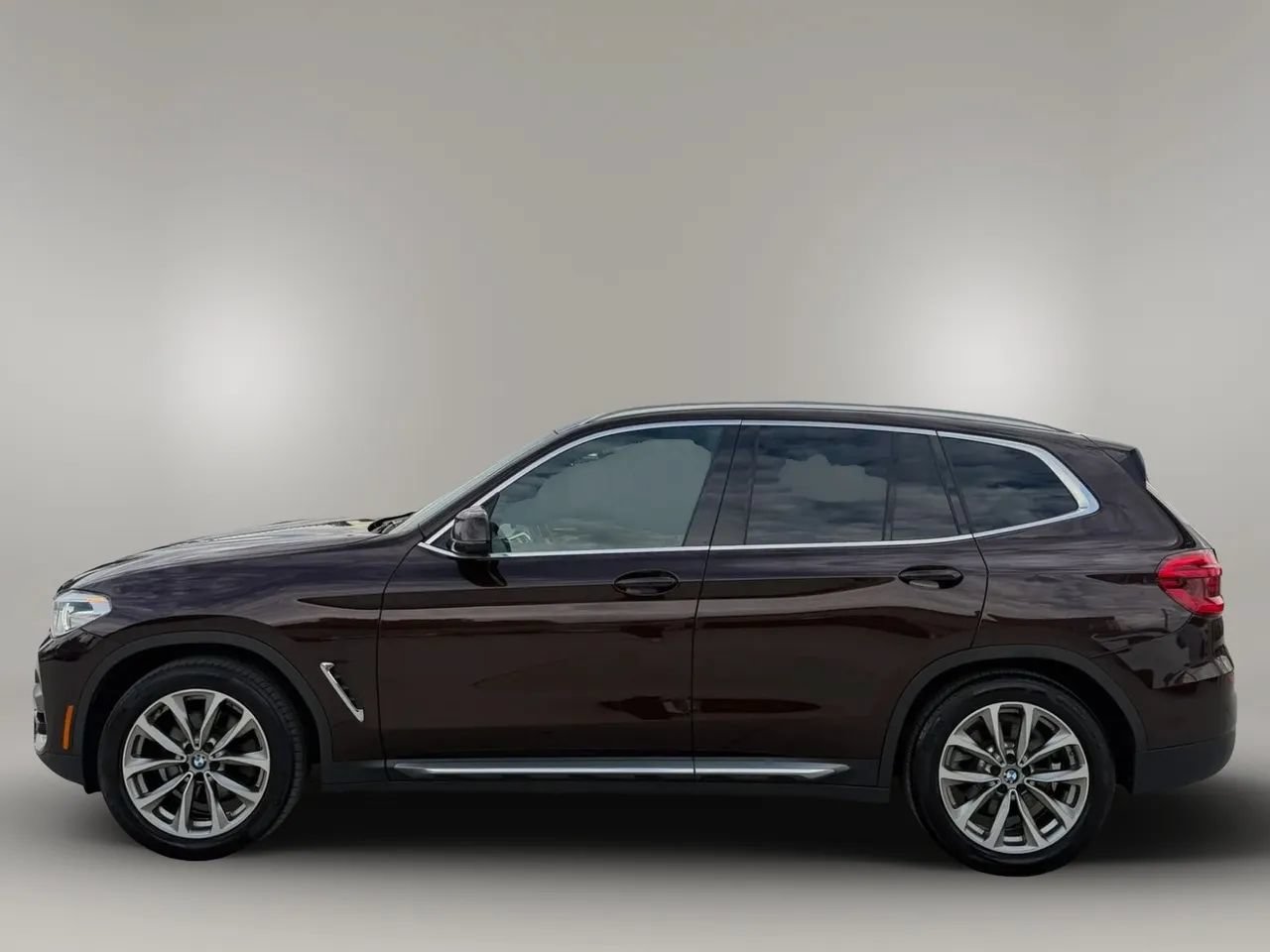 Used 2019 BMW X3 xDrive30i w/ Premium Package AWD/4WD image 4