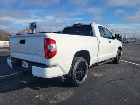 Used 2021 Toyota Tundra SR5 w/ SX Package image 5