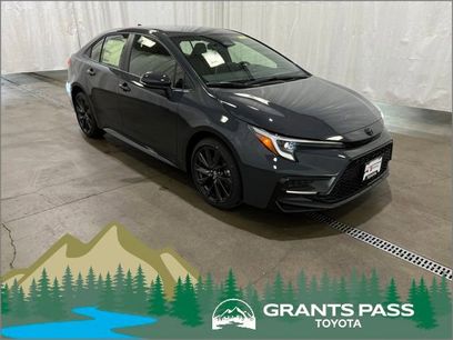 New 2026 Toyota Corolla SE w/ SE Package