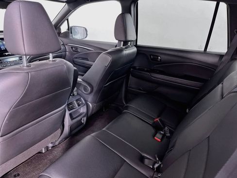 Used 2023 Honda Passport EX-L image 32