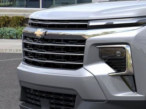 New 2026 Chevrolet Traverse LT w/ LPO, Floor Liner Package FWD image 13