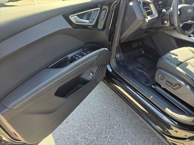 Used 2023 Audi Q4 e-tron Premium Plus w/ Premium Plus RWD image 24
