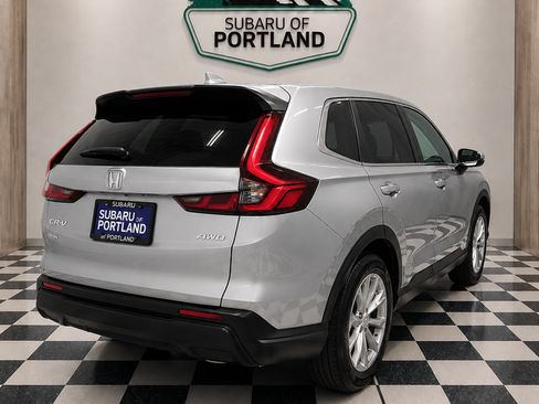 Used 2024 Honda CR-V EX image 3