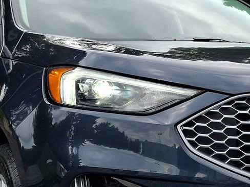 Certified 2023 Ford Edge SEL w/ Convenience Package AWD/4WD image 9