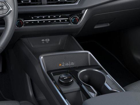 New 2026 Chevrolet Equinox LT w/ Convenience Package II image 35