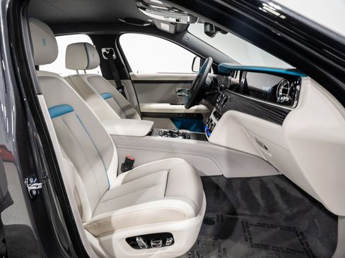 Used 2024 Rolls-Royce Ghost AWD/4WD image 61