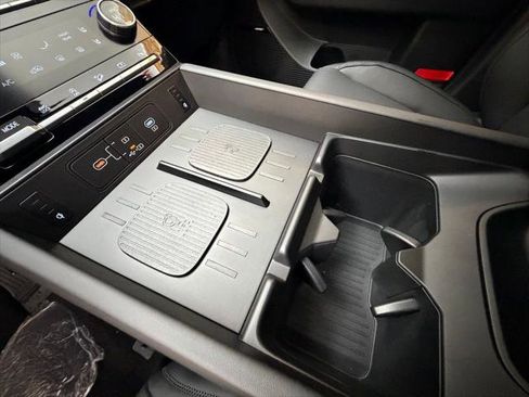 New 2026 Hyundai Santa Fe Calligraphy AWD/4WD image 17