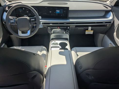 New 2026 Hyundai Ioniq 9 Limited image 16