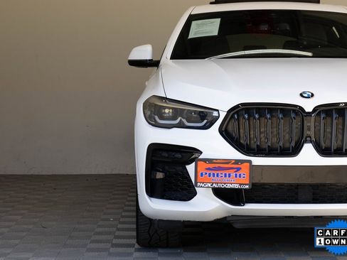 Used 2022 BMW X6 M50i w/ Premium Package image 5