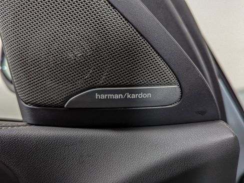 New 2026 BMW X6 xDrive40i image 11