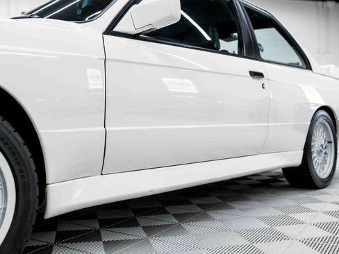 Used 1990 BMW M3 Coupe RWD image 33