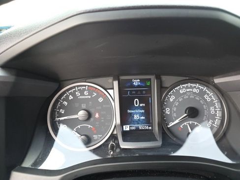 Used 2023 Toyota Tacoma TRD Sport image 20