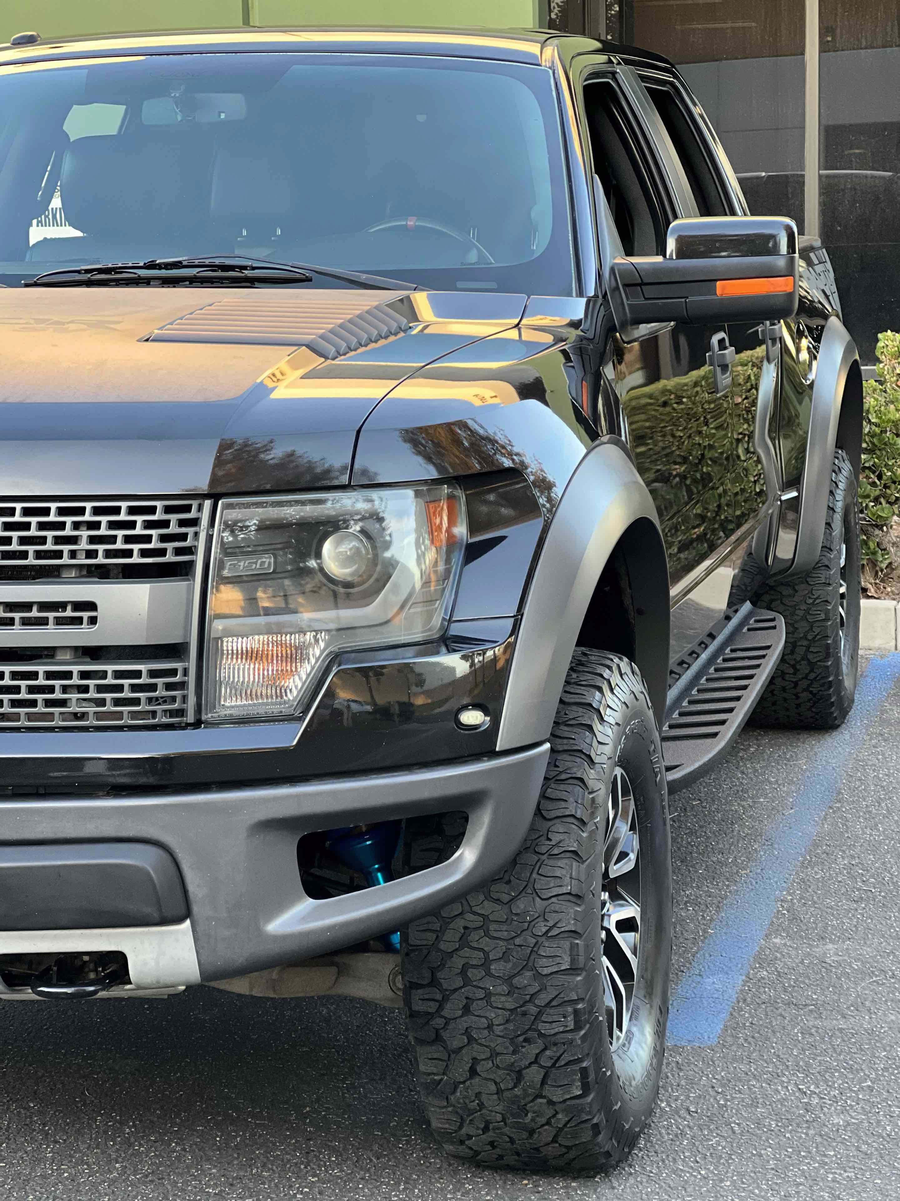 Used 2014 Ford F150 Raptor w/ Equipment Group 801A Luxury AWD/4WD image 21