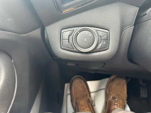 Used 2018 Ford Escape SEL AWD/4WD image 29