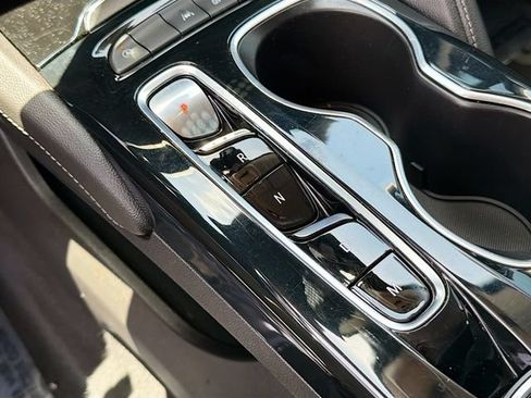 Used 2021 Buick Envision Preferred FWD image 16