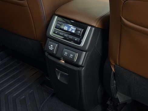 Used 2020 Subaru Ascent Touring w/ Popular Package #2A AWD/4WD image 34