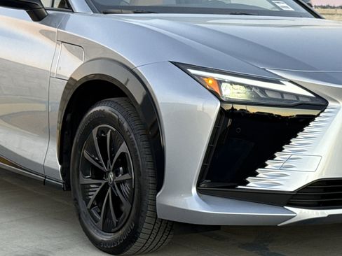 New 2026 Lexus RZ 350e 2WD image 4
