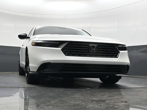 Used 2023 Honda Accord Sport image 31