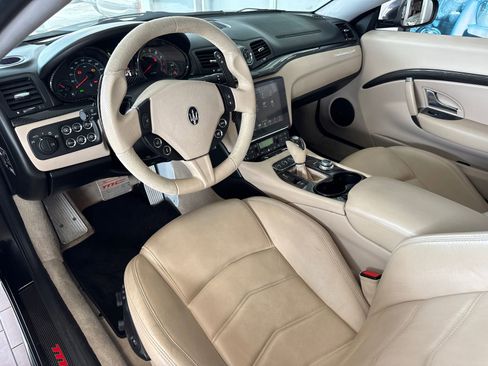 Used 2018 Maserati GranTurismo MC image 11