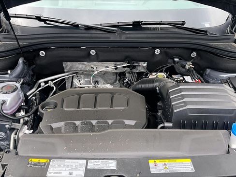 New 2026 Volkswagen Atlas SE FWD image 16