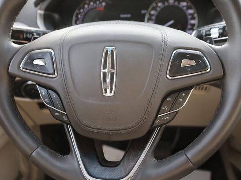 Used 2020 Lincoln MKZ Reserve w/ Elements Package image 18