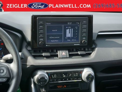 Used 2022 Toyota RAV4 LE AWD/4WD image 14