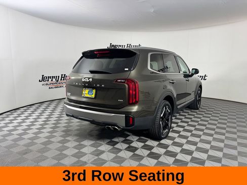 Used 2025 Kia Telluride S AWD/4WD image 7