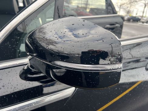 Certified 2025 Kia Sorento S image 30