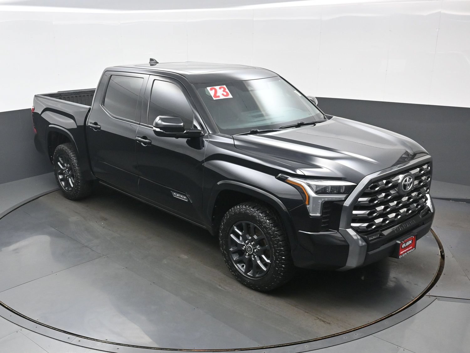 Used 2023 Toyota Tundra Platinum AWD/4WD image 36