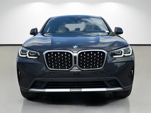 Used 2025 BMW X4 xDrive30i AWD/4WD image 10