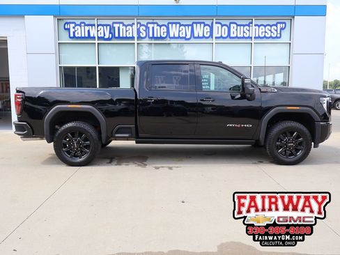 Used 2026 GMC Sierra 2500 AT4 w/ AT4 Premium Plus Package AWD/4WD image 1