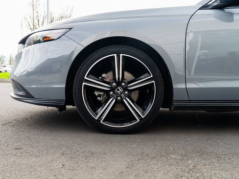 Used 2023 Honda Accord Sport image 7