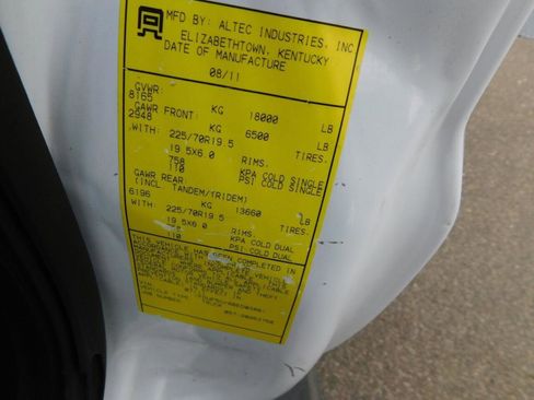 Used 2011 Ford F550 2WD Regular Cab Super Duty w/ PWR Equipment Group image 31